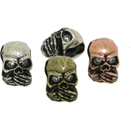 Dankaishi Skull Head Skeleton Charms Cover Mout with Hands Crystal Rhinestone Eyes Fashion Punk Style for DIY Men Jewelry Making