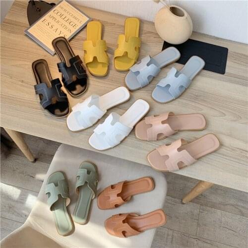 Womens Slippers 2021 Summer Fashion Shoes New Korean Beach Sandals Solid Color Artificial PU Flat Shoes