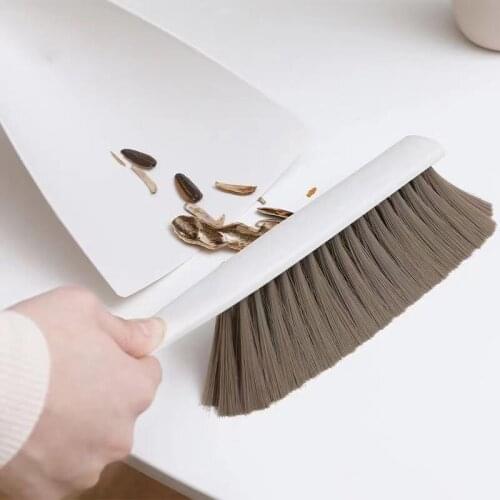 Desktop broom and dustpan set, household mini cleaning broom, brush to clean desktop dust tool