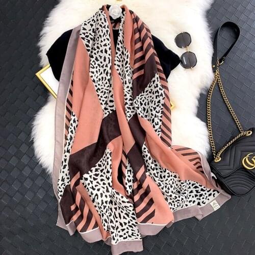 New European and American style travel vacation autumn scarf women fashion wild leopard scarf seaside shawl beach towel
