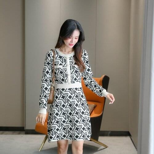 Knitted Dress 2021 New Autumn Retro Ladies Round Neck Long-sleeve Single-breasted Casual Sweater Dress Vestidos De Mujer Casual