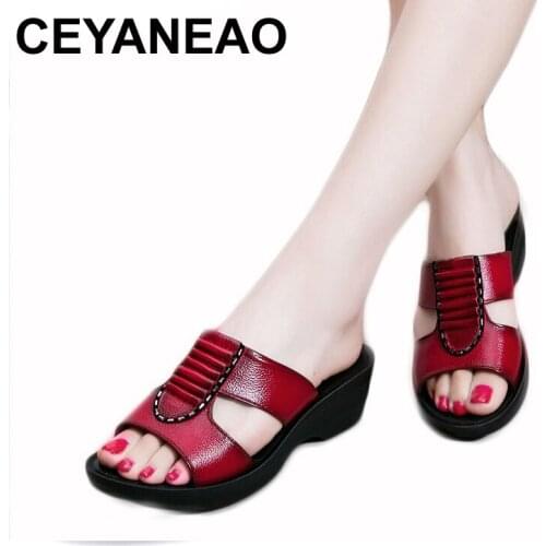 CEYANEAOSummer new mother slippers fashion ladies slippers soft and comfortable casual large size shoes Woman Slope with slipper