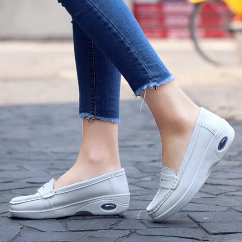 2021 Summer hollow-out womens shoes air cushion hole shoes womens single shoes breathable shake shoes zapatillas mujer