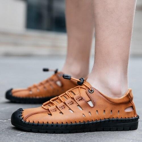 Mens Beach Shoes Summer New Casual Shoes Fashion Sandals Mens Hollow Breathable Leather Shoes Men