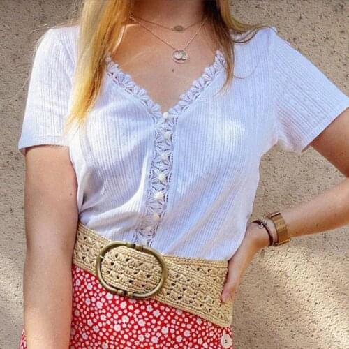 Femme T-shirt en coton Short Sleeve Décolleté V Buttons Lace Patchwork Shirt Elegant Summer Retro Chic Hauts Women Casual Top