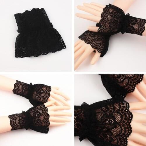 1 Two-handed Wristbands Fake Sleeves Wrist Gloves Lace Sleeve Sunscreen Lace Sleeve Women Fashion Classic Uv Protection Ice Arm