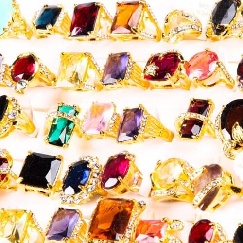 New wholesale 30 European and American fashion beautiful gold-plated crystal beautiful design ring engagement ring gift