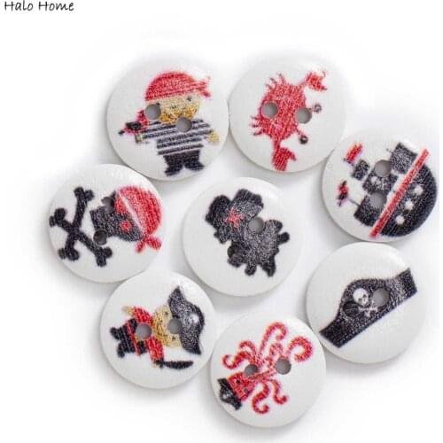 50pcs Pirate Pattern Round Wooden buttons Sewing Scrapbook Clothing Gifts Crafts Handwork Accessories 15mm