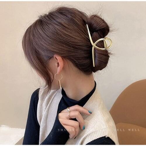 Woman Girls Metal Hair Claws Hair Accessories Chic Barrettes Hairclips Hairpins Ladies Hairgrip Hair Clamps Ornaments Crab