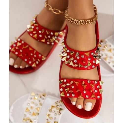 Fashion Rivet Women Shoes 2021 Summer Outdoor Beach Women Sandals Casual Comfortable Flat Open Toe Slippers Plus Size 38-42