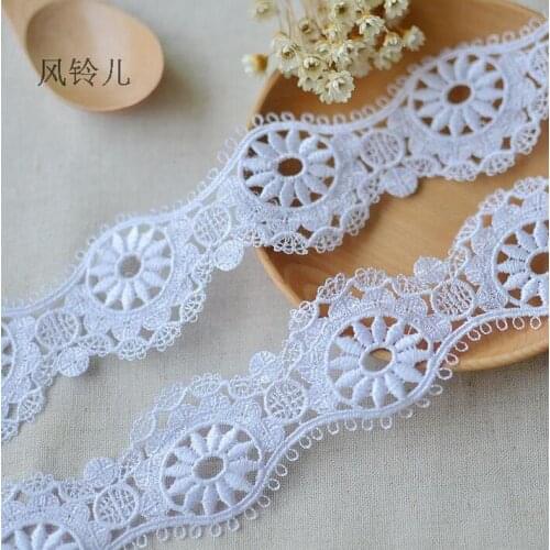 2 Meters 4.5cm Width White Flower Pattern Embroidery Lace DIY Sewing Accessories