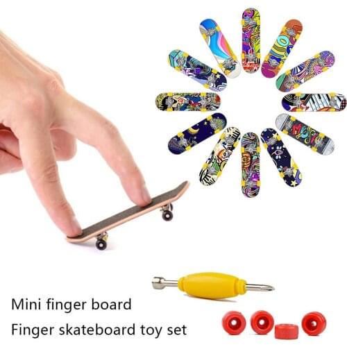Mini Fingerboard Finger Skateboards Toy Set For Kids Birthday Gift Board Game Finger Bike Skateboard Set Board Games