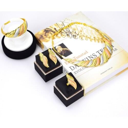 Sakura Love Africa Jewelry Set Bride Fashion Dubai Gold Bracelet Necklace Glamour Woman Earrings Morocco Banquet Wedding Gift