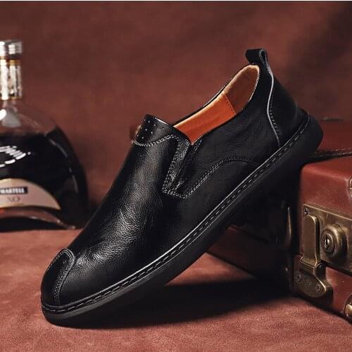 Mens Shoes Luxury Brand Men Casual Shoes Fashion Loafers Men Moccasins Breathable Light Slip on Shoes Male Flat Driving Footwear