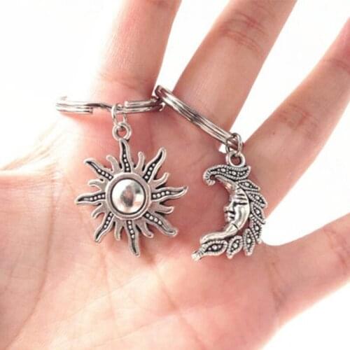 Set of 2 keychain Sun and moon keychain,Couples keychain,Friendship keychain,BFF keychain