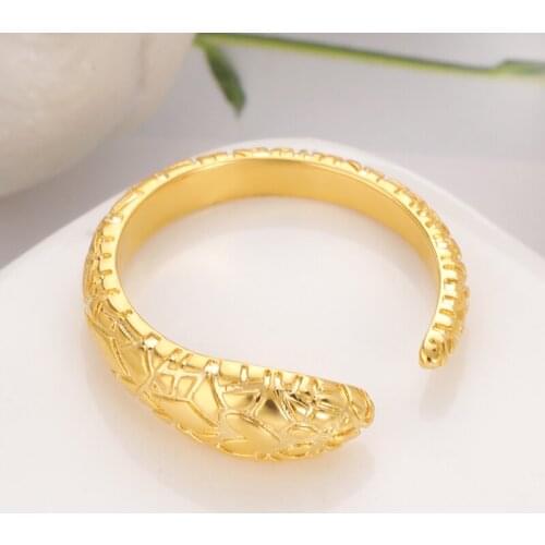 V Attract Rings With Cubic Zirkonia For Women