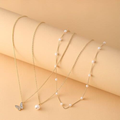 Simple Creative Butterfly Pearl Pendant Necklace Women Fashion Exquisite Party Statement Clavicle Chain Necklaces Jewelry