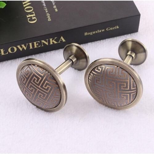 2 Pcs Modern Embroidery Curtain Hooks Elegant Wall Tie Back Tassel Brush Holder Curtain Accessories