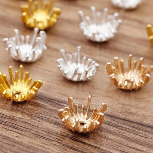 20pcs 13.5mm Filigree Flower Beads Cap Base Bead Cap Charms Pendants for Jewelry Making DIY Crafts Hair Accessories Wholesale