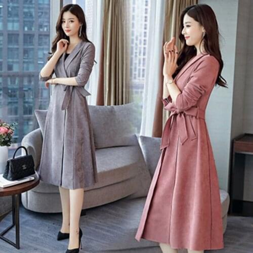 Dust coat female new korean 2018 autumn/winter fashion show thin long-sleeved v-neck lace thickening long style wind coat