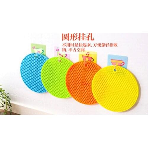 Round Insulation Silicone Mat Non-Slip Heat-Resistant Anti-Scalding Oven Mat Kitchen Accessories