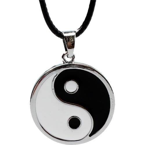 Personality Long Necklace PU Leather Rope Chain Yin Yang TaiChi Pendant Necklace For Women Stainless Steel Chain Necklaces