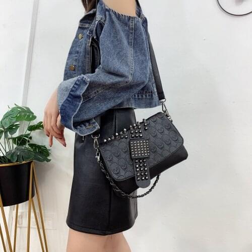 Womens Fashion Rivet Single Shoulder Bag Black Punk Skull PU Leather Messenger Square Bag High Quality Vintage Handbag