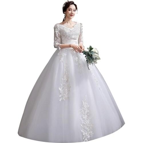 LAMYA Floorlength Vintage Wedding Dress Dreamy Half Sleeve Bride Gowns V Neck Ball Gown Vestidos De Novia Real Photo Appliques