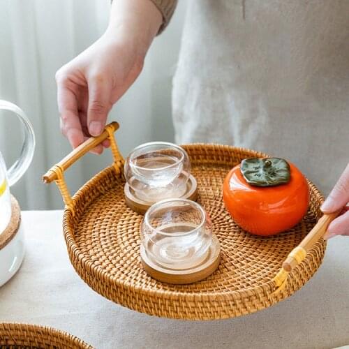 Round Rattan Storage Tray with Handle Hand-Woven Rattan Tray Wicker Basket Bread Fruit Food Breakfast Display Storage Basket