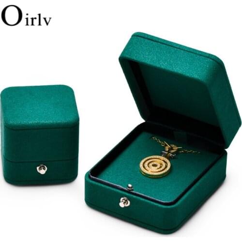 Oirlv Fashion Newly Green Microfiber Snap Button Ring Case Pendant Box Jewelry Storage Organizer Gift Package for Engagement