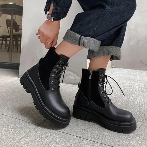 Martin boots Womens boots Genuine leather 2020 new autumn The British With short boots The bottom of the thick Womens shoes