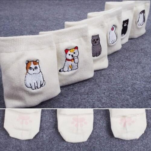 New Japanese Korea Cute Cat Embroidery Women Cotton Socks Lucky Cat White Socks Jacquard Animal Kawaii Funny Female Girls Socks