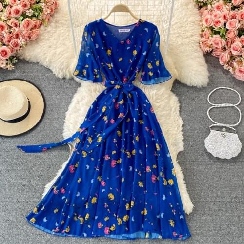 Summer new printed chiffon floral Dress V-neck temperament waist belt woman dress Short sleeve dresses for women 2021