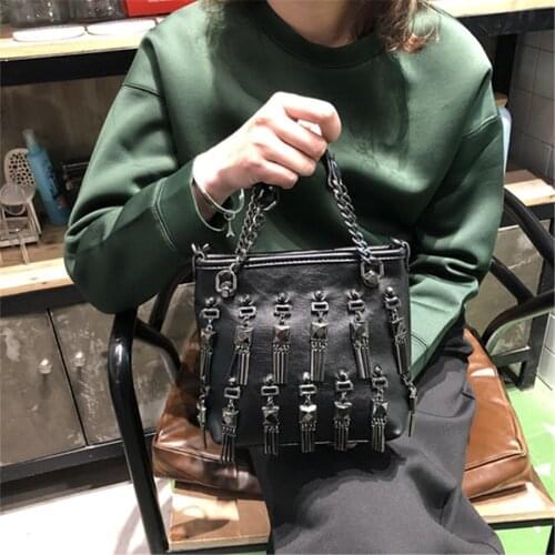BENVICHED Bucket bag 2021 womens new Korean handbag fashion personality tassel small bag joker chain shoulder bag c109