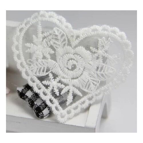 20 pcs Good Quality Sew-On Embroidery Lace Heart Appliques Patch