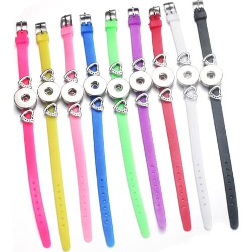 Hot sale 1pcs Colorful Beauty Silicone Rubber Bracelet 21cm Fit 18mm Snaps DIY Snap Jewelry Wholesale Random Colors 7603