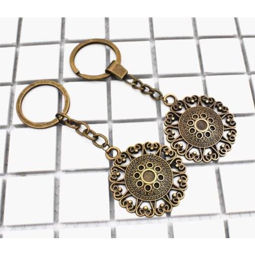 New fashion men 30mm keychain DIY metal holder chain vintage Pendant,47x40mm Bronze pendant Gift