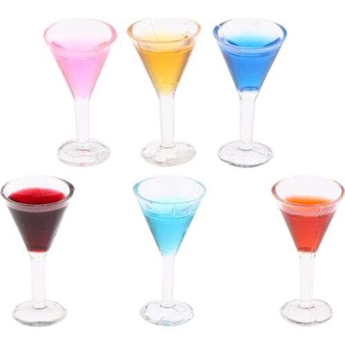 6 Pieces Sharp Cocktail Glasses Dollhouse Plastic Kitchen Table Decoration