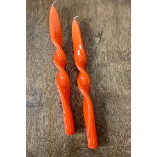 Mysterious Home 2 Li Orange Twist Knot Candlestick Candle
