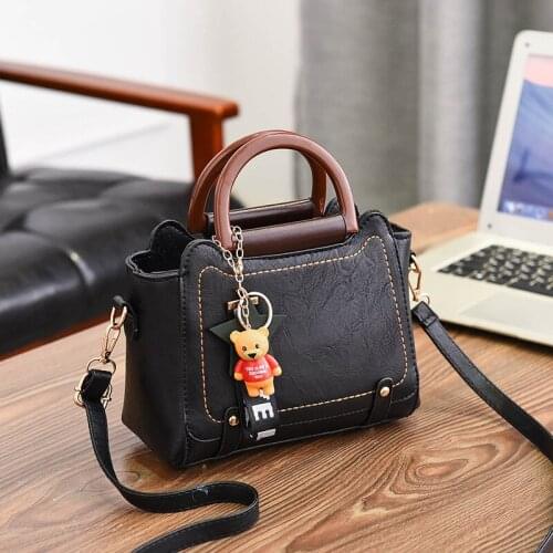 New large-capacity retro handbag Fairy Messenger Bag Korean version of the wild shoulder Lady bag 2018090101 23X11X18cm