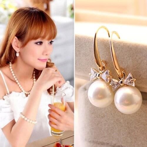 2019 High Quality Fashion Zircon Earrings Imitation Rhinestone Large Pearl Bow Earrings For Women Earings Fashion Jewelry Gifts