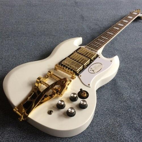 Rosewood fingerboard electric guitar in Milky white, Gold hardware, 3 pickups, tremolo electric guitar, Free shipping