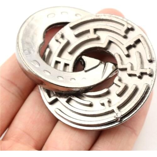1PC Labyrinth IQ Mind Brain Teaser Educational Toy Metal Unlocked Maze Puzzle Gift Game For Children Kids size: 52x6mm