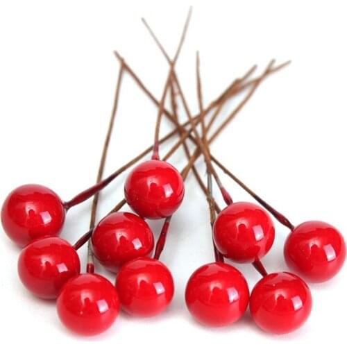 Newest 100pcs/lot Mini Vivid Foam Fruit Artificial Small Berries Red Cherry Stamen Pearlized Wedding Christmas DIY Decoration