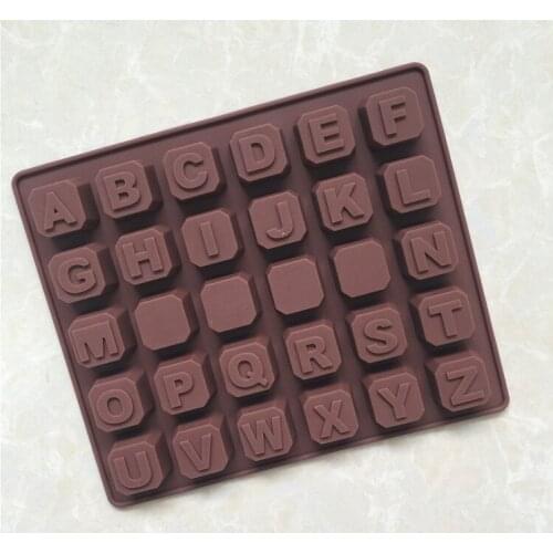 26 English Lettered Silica Gel Chocolate Mold DIY Handmade Soap Ice Grid Mold Baking Tool XG183