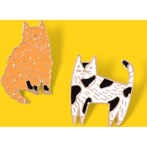 Precious cat Enamel Lapel Pin Orange curly cat Black and white spotted cat Brooch fashion animal badge Watch kittens pins