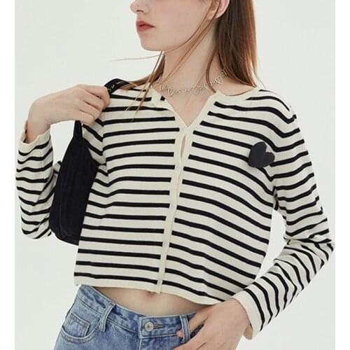Striped Knitted Cardigan For Women Coat Ins Single Breasted V-neck Basic Womens Sweater 2021 Designed Fashion Crop Top Women