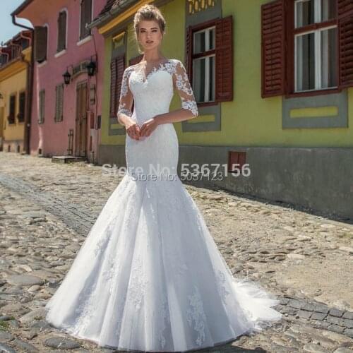 2021 Chic Mermaid Wedding Dresses Sheer Scoop Half Sleeves Lace Appliques Bridal Gowns Lace Up Sweep Train Vestidos De Noiva