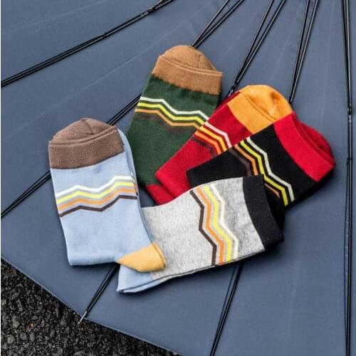 Mens socks British Style Stripe Splice Gradient Color brand elite Breathable long cotton socks for Happy men wholesale socks