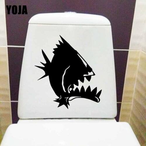 YOJA 21.3X23.6CM Piranha Fish Cartoon Toilet Sticker Pirana Caribes Wall Decal T5-0313